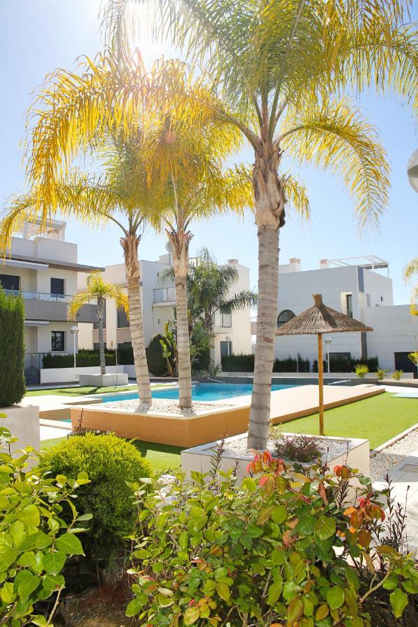 Fantastic Home With Ac, Pool And Bbq Rojales Dış mekan fotoğraf