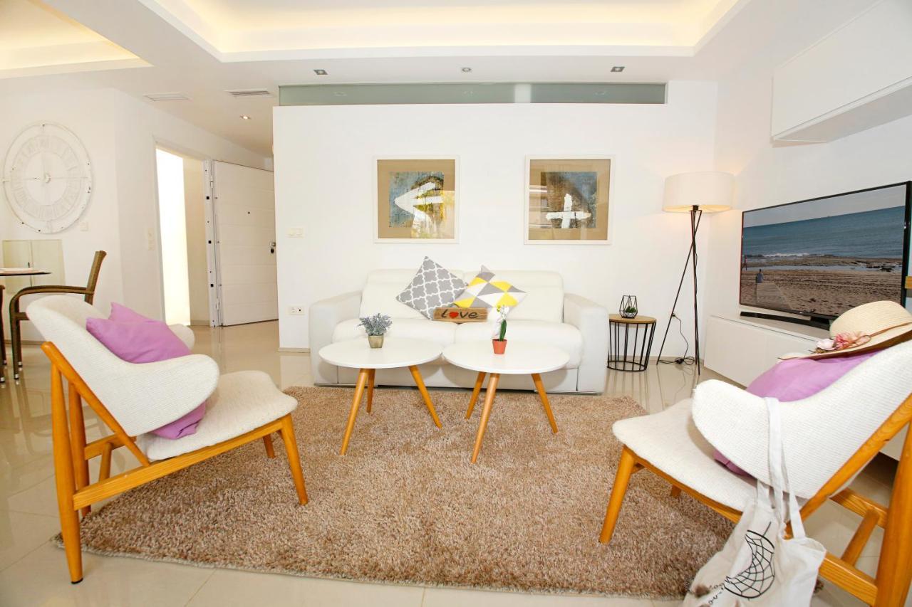 Fantastic Home With Ac, Pool And Bbq Rojales Dış mekan fotoğraf