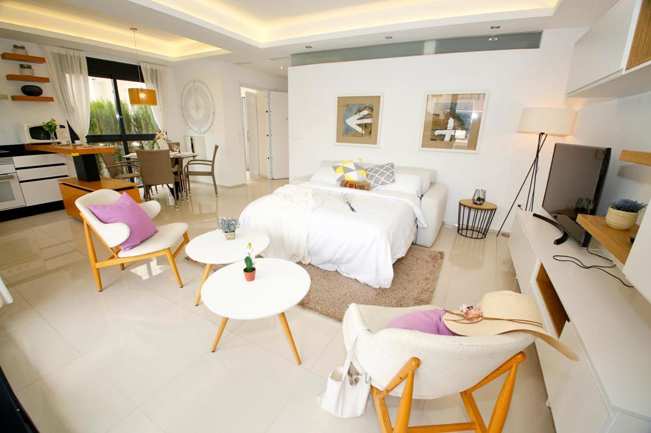 Fantastic Home With Ac, Pool And Bbq Rojales Dış mekan fotoğraf